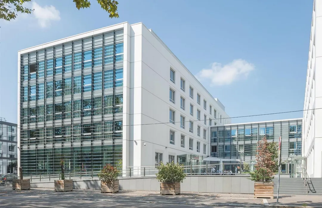 Spark By Hilton Lyon Ouest-1